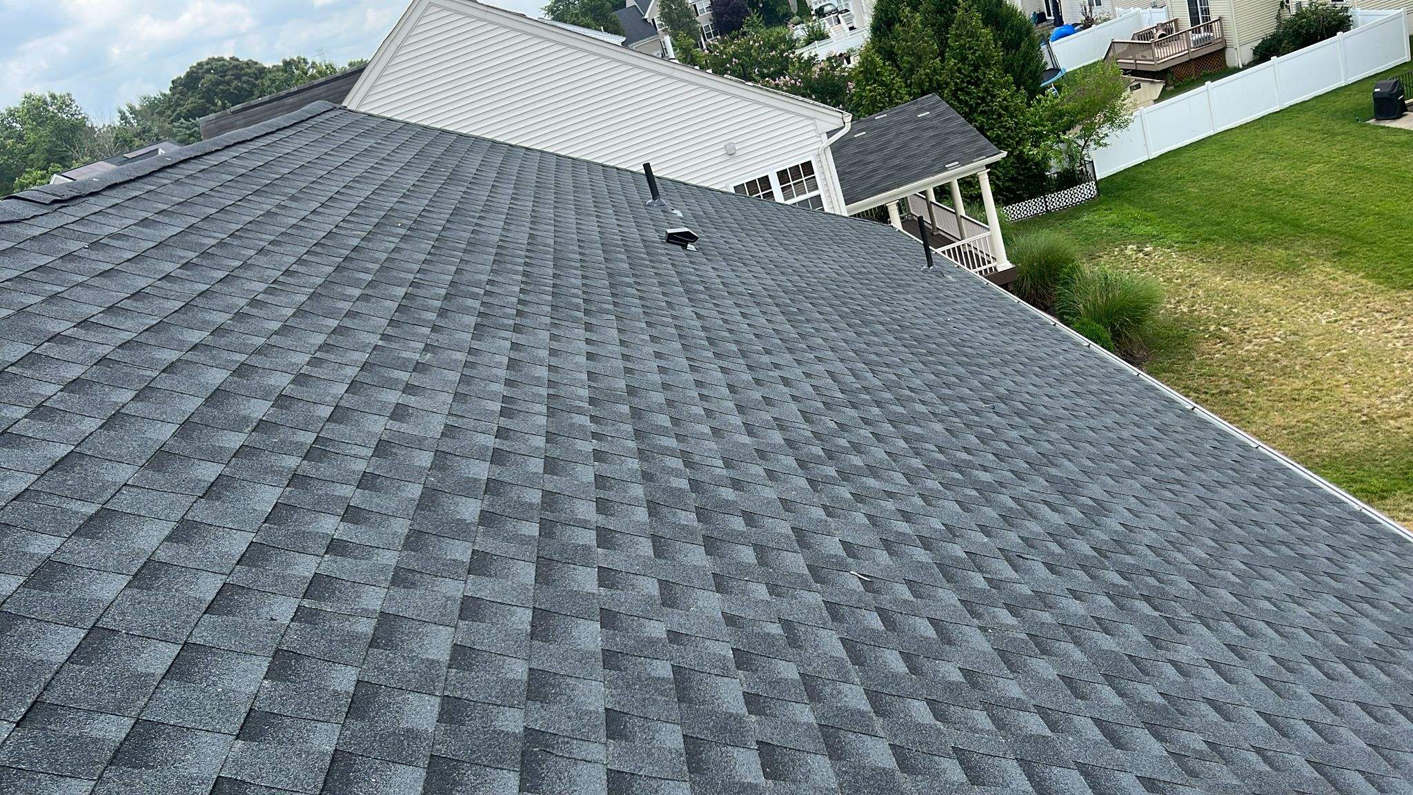 Colonial Home Roof Replacement: photo 10 of 12