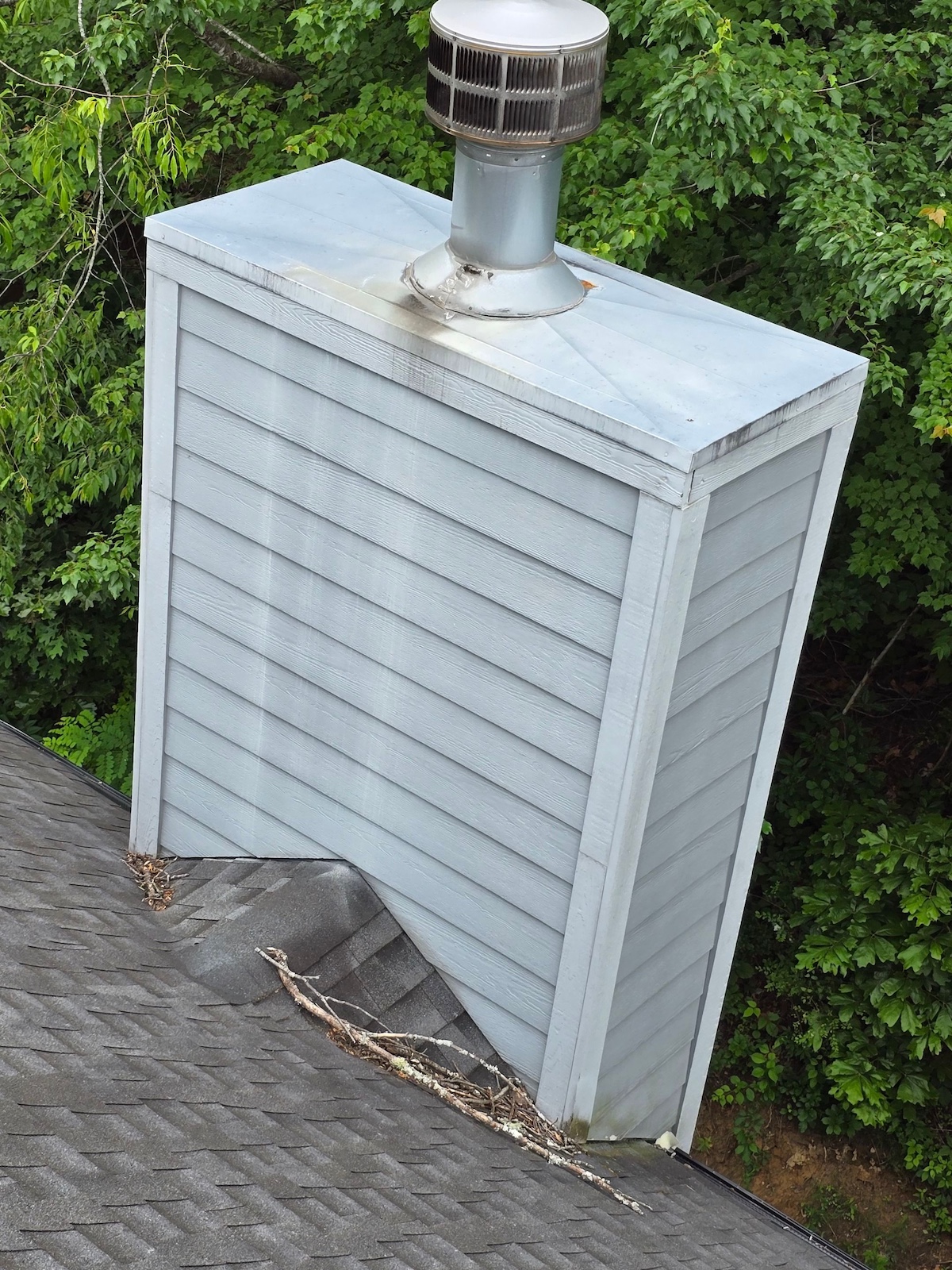 Roof Replacement & Gutter Guards: photo 2 of 9