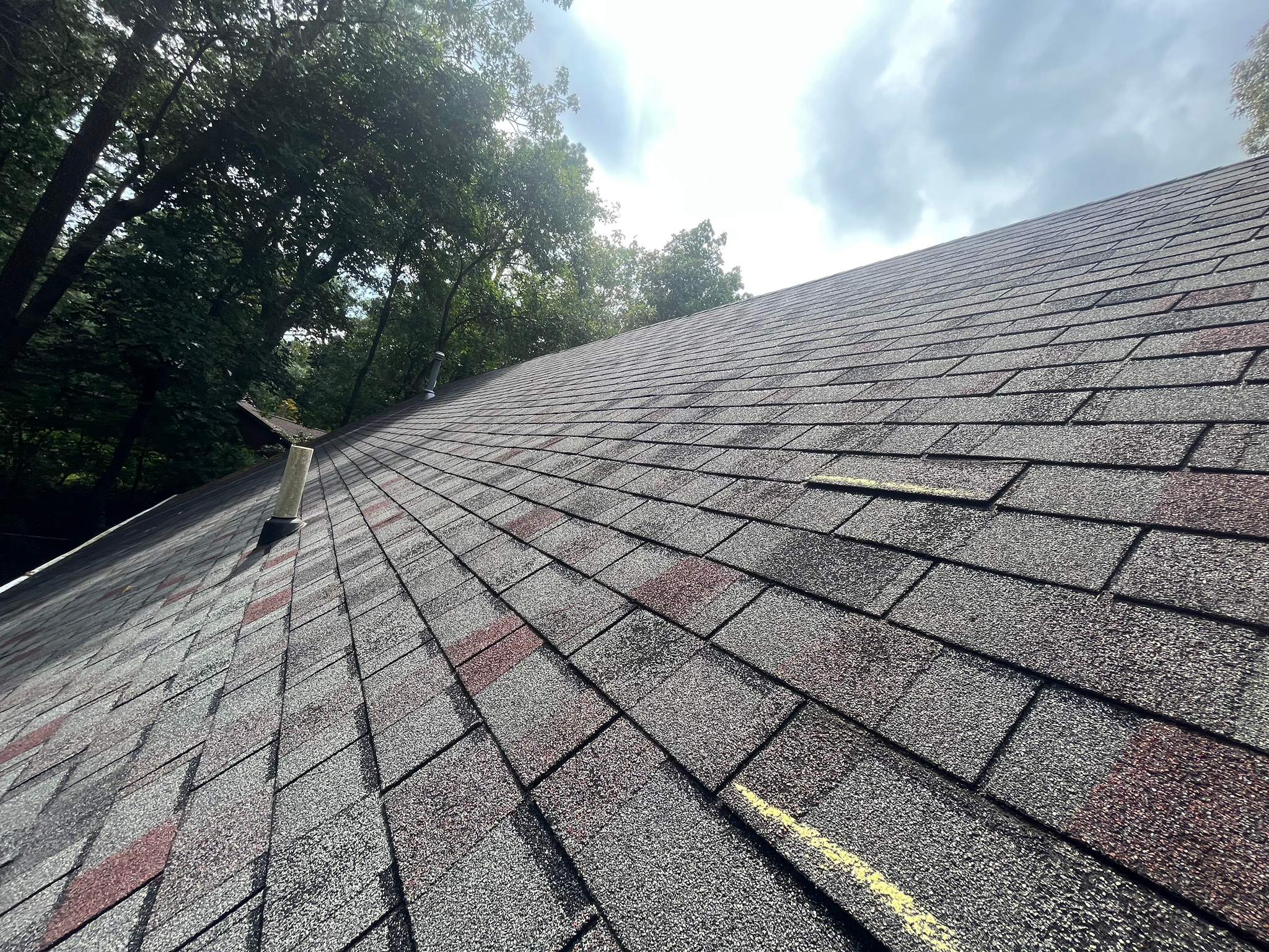Ranch Home Roof Replacement: photo 2 of 6